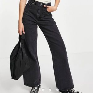 ASOS High Rise Relaxed Dad Jean in Washed Black